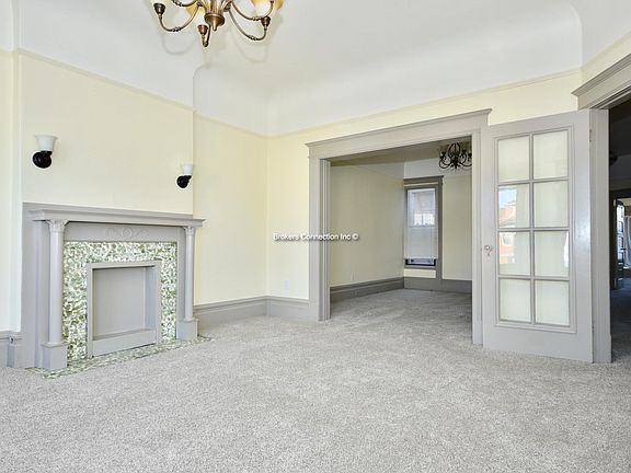 4th image of 667 4th Ave