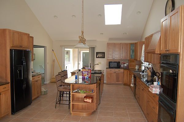 Custom Kitchen 16x33