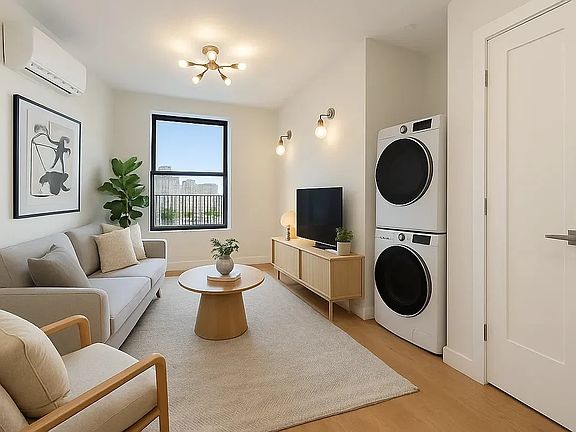 2nd image of 524 W 134th St #1CC