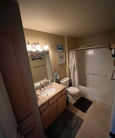 10120 E Carolina Dr #201 — Photo 10