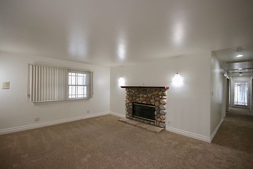 5th image of 200 S Bonnie Ave