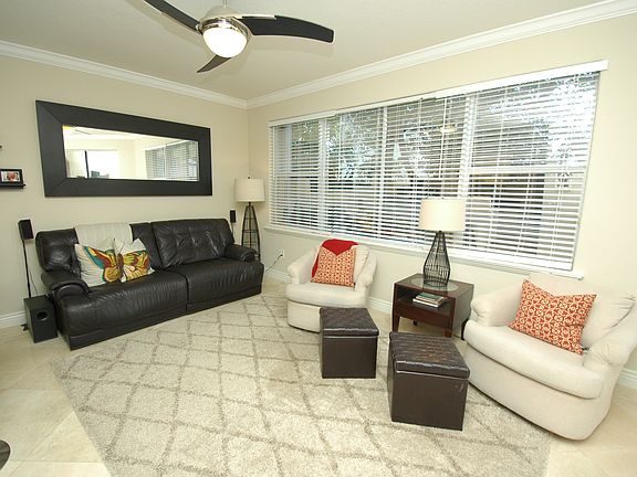 4th image of 11224 NW 54th Ter