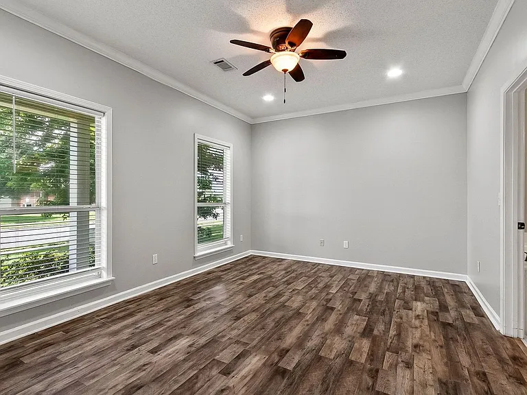 4310 Revere Way — Photo 16