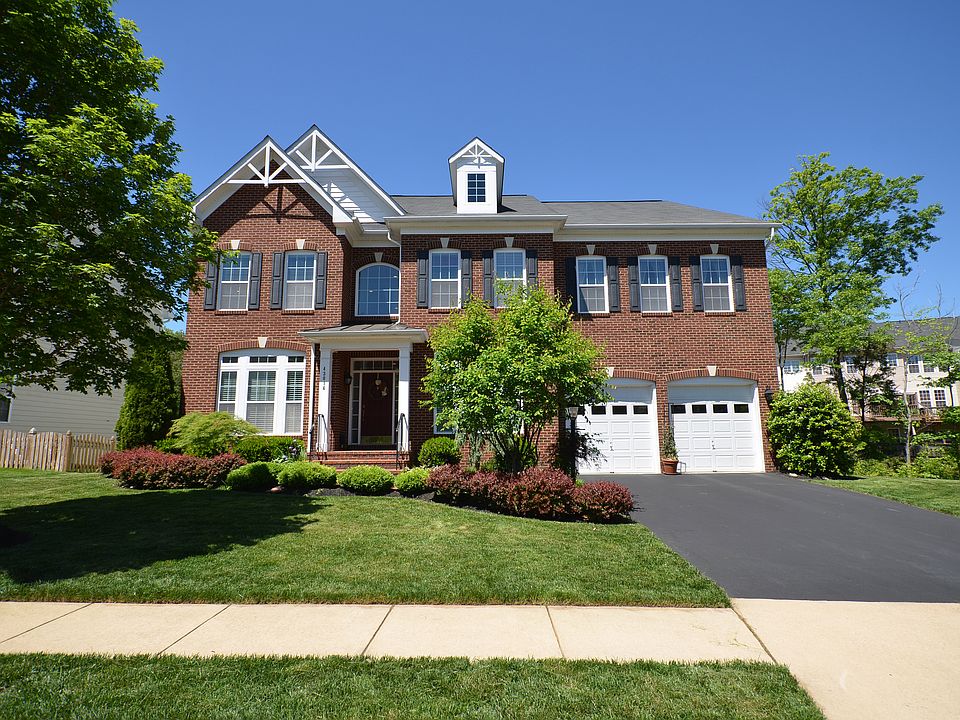 1st image of 43014 Park Creek Dr