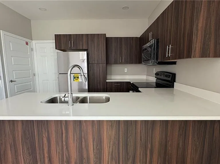 4120 La Vista Ave #4 — Photo 2
