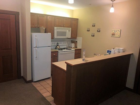 4th image of 128/130 Allegheny Springs Ldg