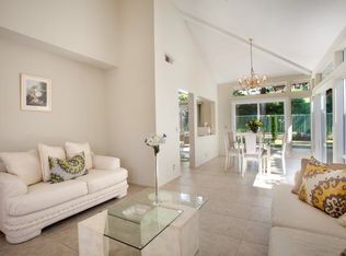 865 E Davidson Ct, Brea, CA 92821