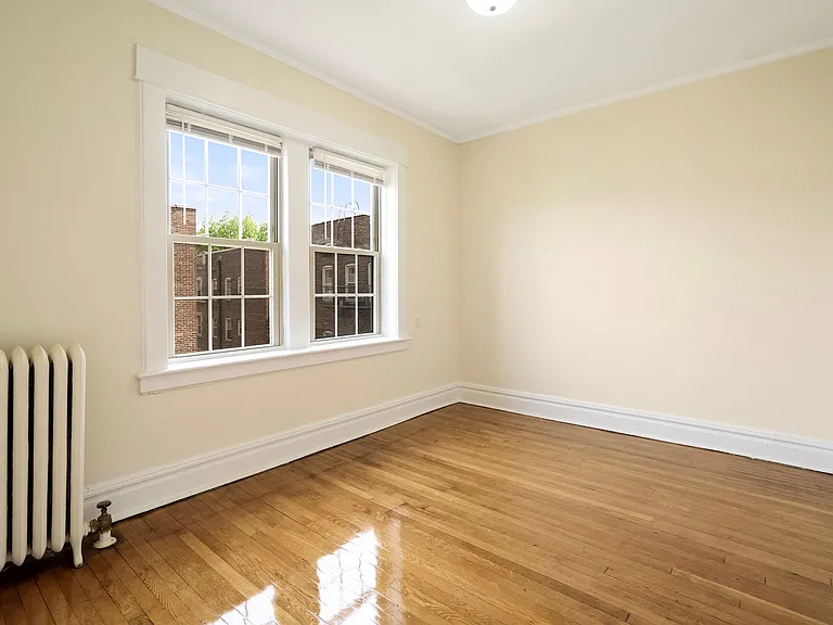 128 Broad Street Apartments — Photo 16