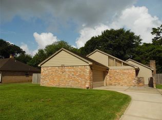 4806 Sabrina Dr, Houston, TX 77066
