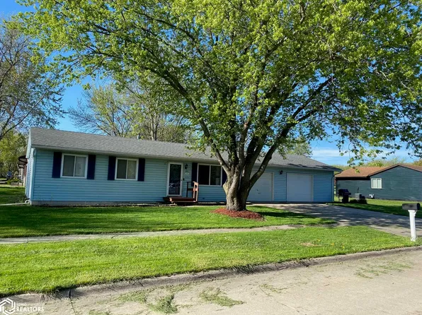 801 W 12th Ave N, Clear Lake, IA 50428