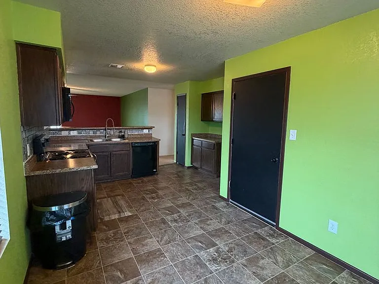 7258 E 36th Pl — Photo 11