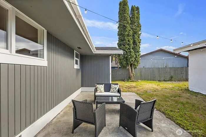 6106 Commercial Ave — Photo 22