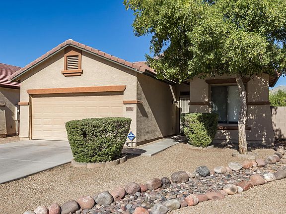 2nd image of 6922 S 37th Gln