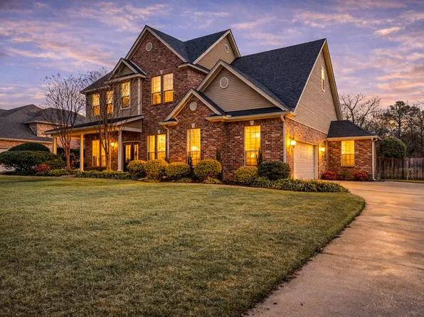 512 Brookes Way, Paris, TX 75462