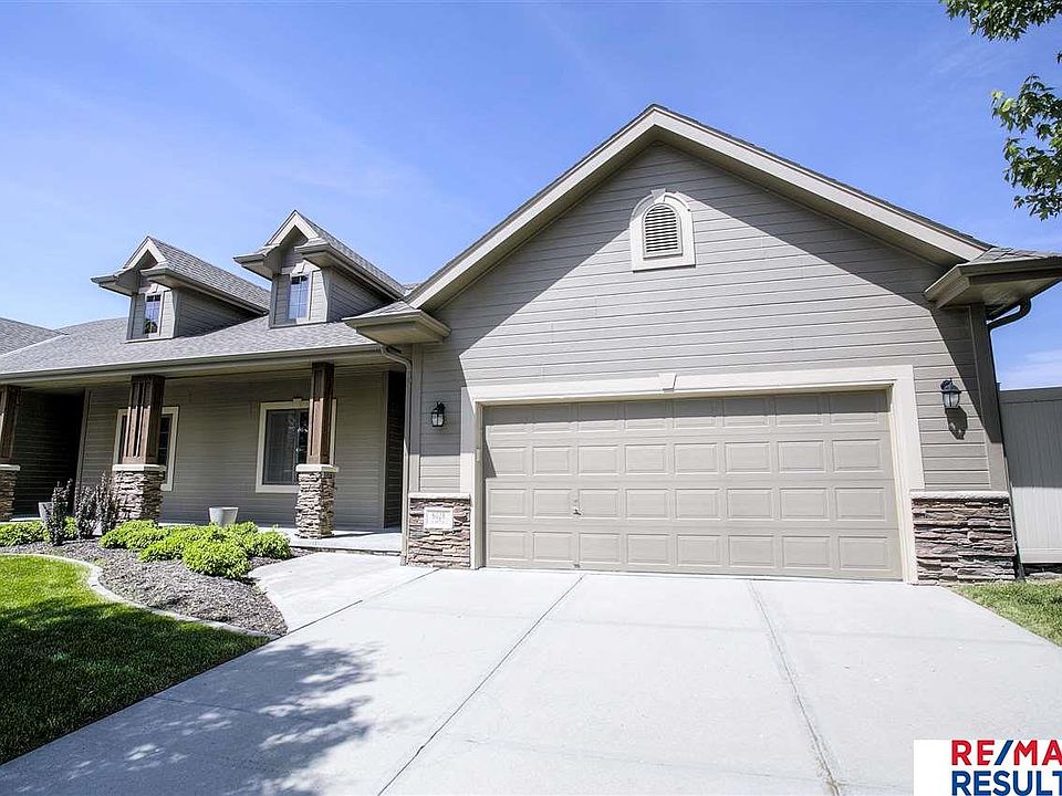 1st image of 6018 S 193rd St