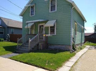 863 1st St, Menasha, WI 54952