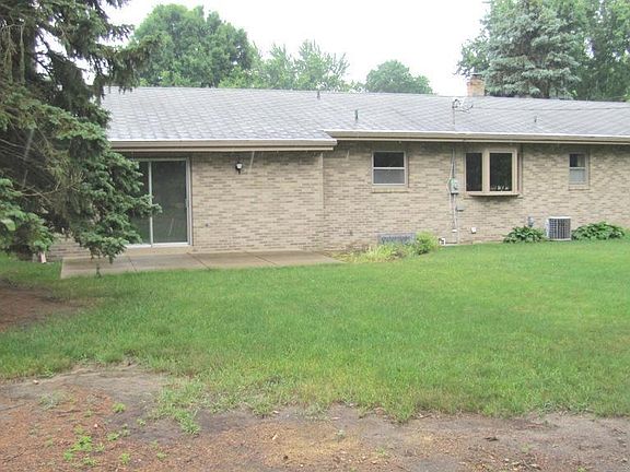 3rd image of 1653 Old Hickory Ln