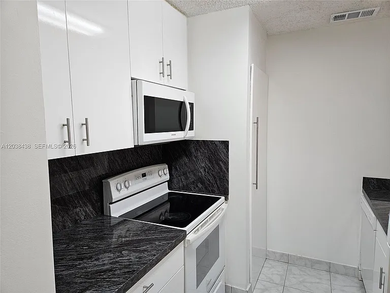 15665 SW 74th Circle Dr #12 — Photo 27