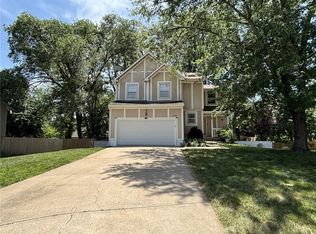 6307 W 152nd St, Overland Park, KS 66223