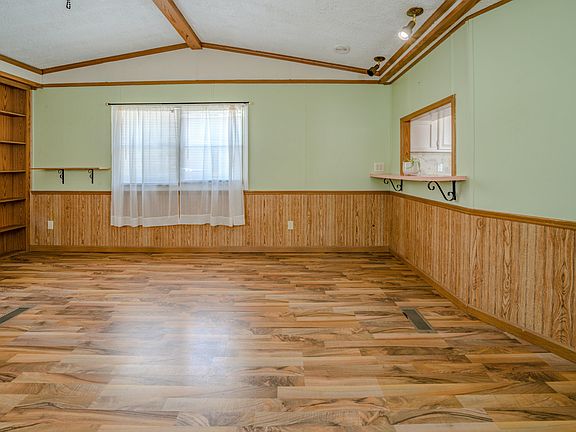 3rd image of 4 R.W. MacLeod Lane