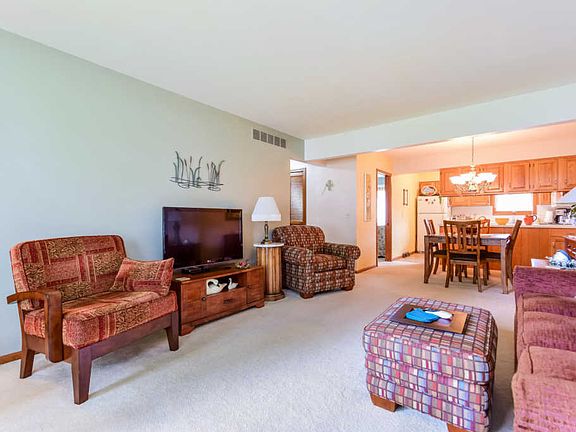 4th image of 6755 Leisure Creek Dr SE