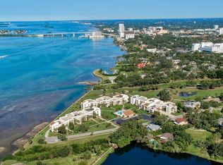 50 Coe Rd APT 123, Belleair, FL 33756
