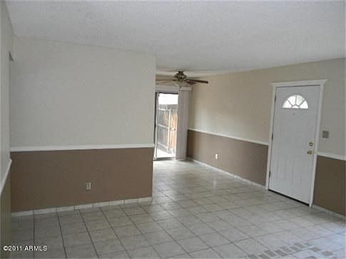 5th image of 1725 N Date St Unit 16