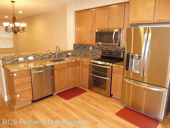 3rd image of 3405 Vittoria Pl Unit 7