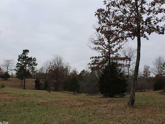 5th image of 215 Jennie Ln