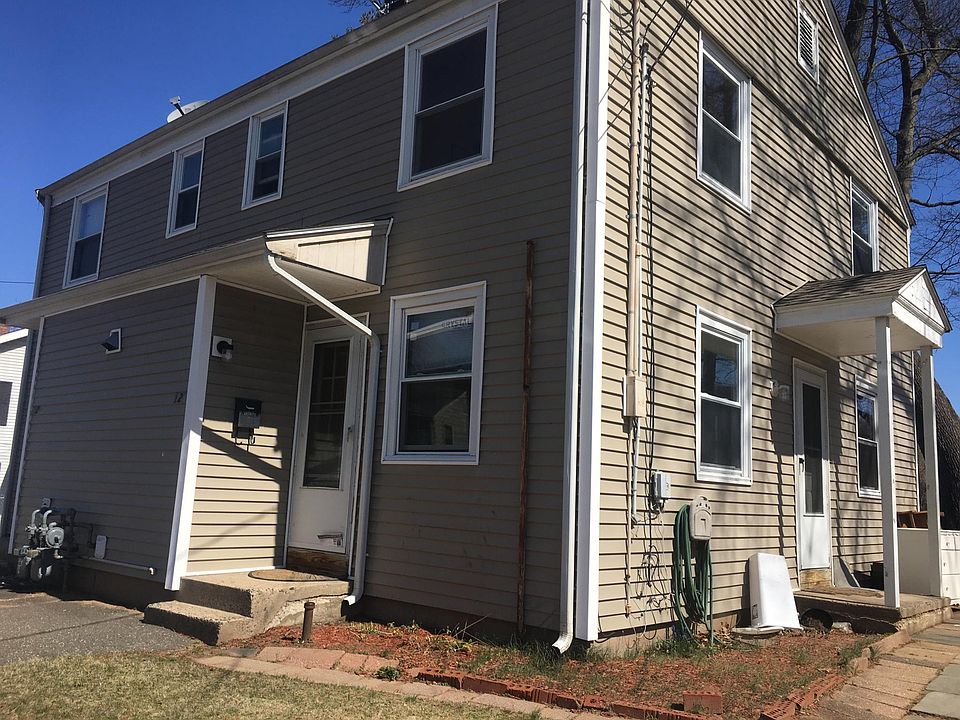 1st image of 123-125 Woodlawn Cir