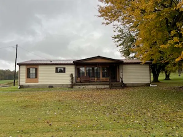 375 Magnolia Lake Ln, Utica, KY 42376