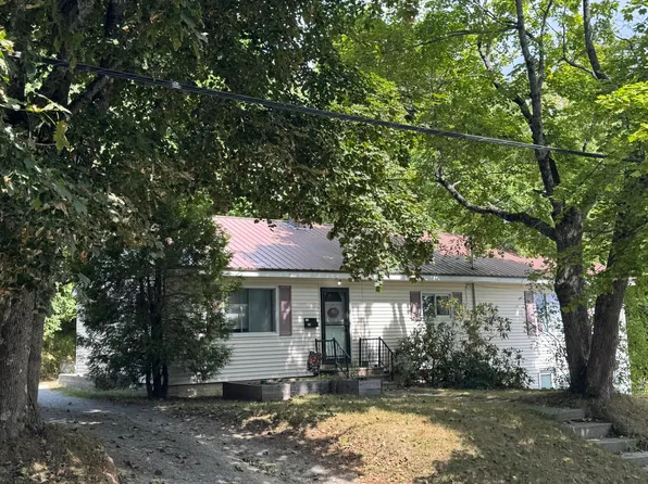 28 Island Avenue, Orono, ME 04473