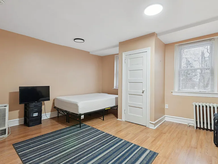 5400 Woodcrest Ave — Photo 16