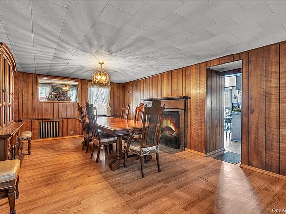 5th image of 956 Paulding Street