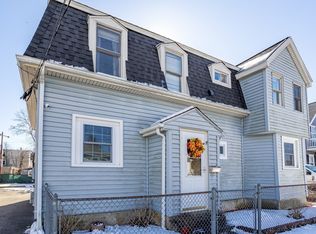 2 Pleadwell St, Taunton, MA 02780
