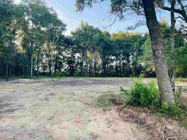 2740 Antique Ln, Jay, FL 32565