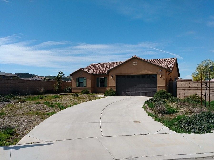 2nd image of 25499 Rocking Horse Ct