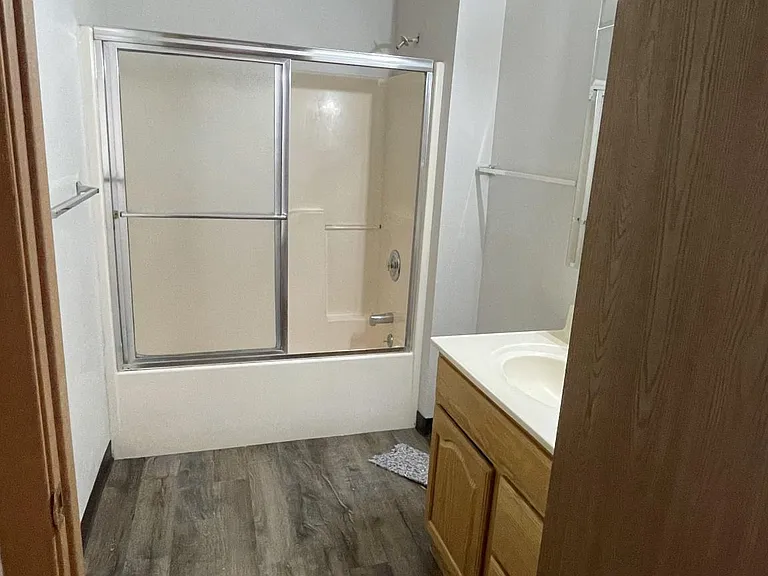 2458 Lakeside Dr #2 — Photo 10