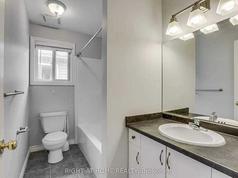 2206 Coronation Dr — Photo 21