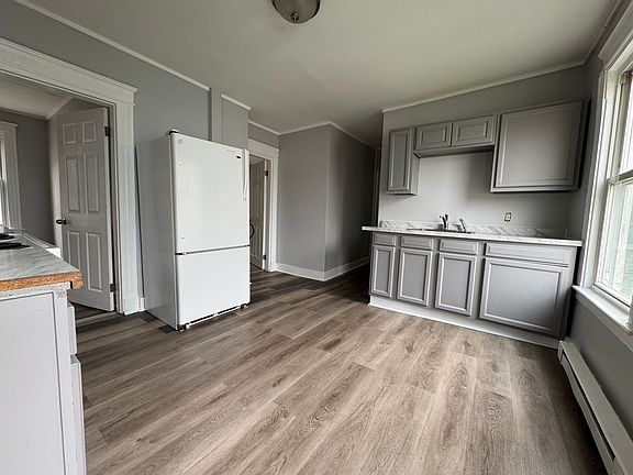 3rd image of 32 Howard St #1A