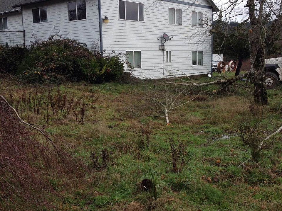 2nd image of 10124 SE 172nd Ave