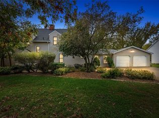 3653 Cottage Grove Ave SE, Cedar Rapids, IA 52403