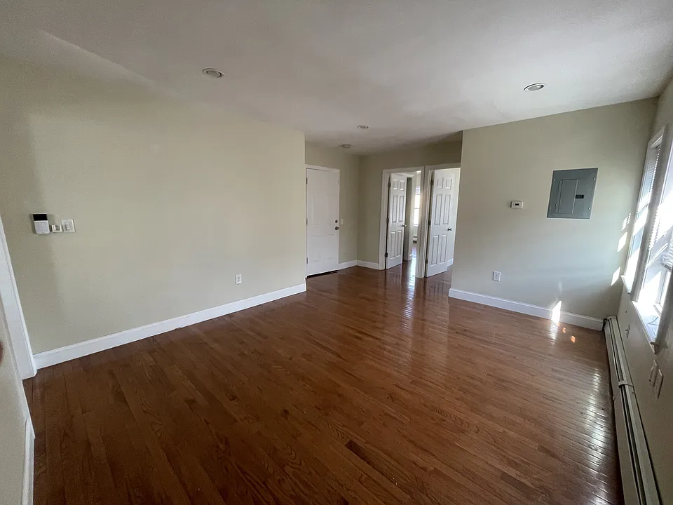 2 Wyman Pl #3