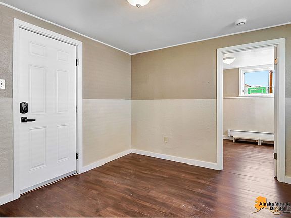 3rd image of 1335 Hyder St APT 2