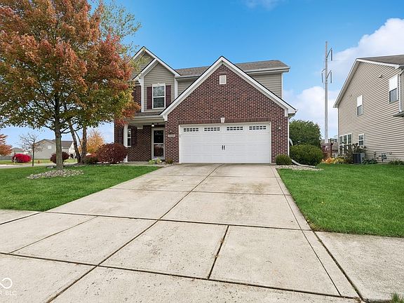 2nd image of 18249 La Costa Way