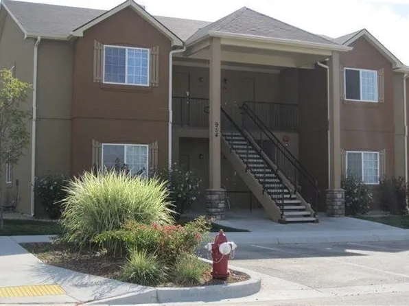 954 Bluffwood 4 Plex, 954 N Bluffwood Ln APT 11, Meridian, ID 83642