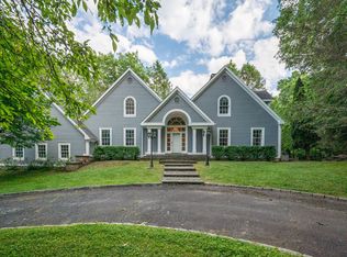 4 Hemlock Trl, Redding, CT 06896