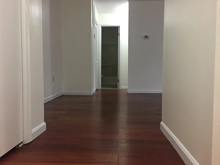 365 Mather St #200 — Photo 2