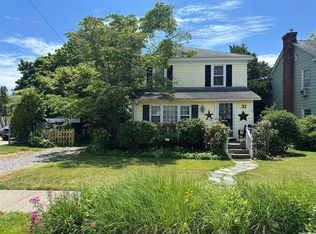 32 Southard St, Baldwin, NY 11510