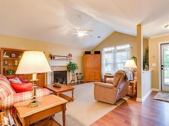 5th image of 4466 Newport Loop E